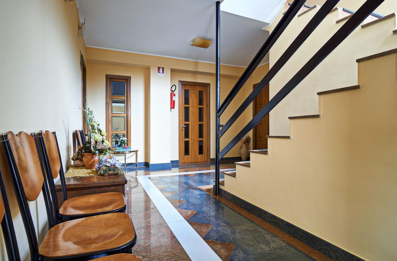 Hotel Mazzurco Cesaro Экстерьер фото